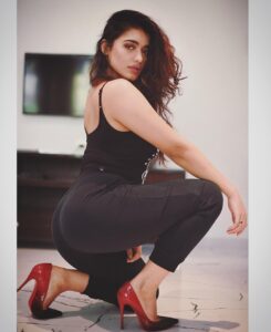 Ketika Sharma Biography, Age, Height, Husband, Family, Movies List