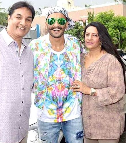 Ranveer Singh with his parents