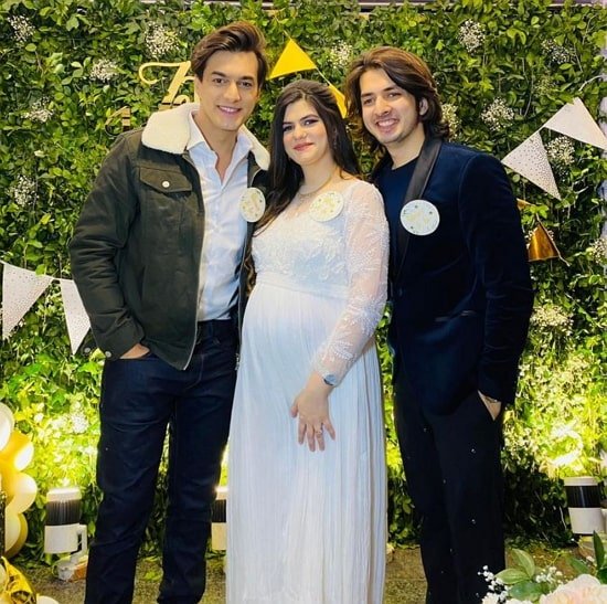 Mohsin Khan with his sister and brother