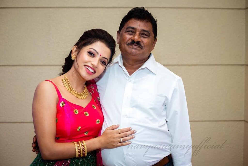 Navya Swamy with her Father