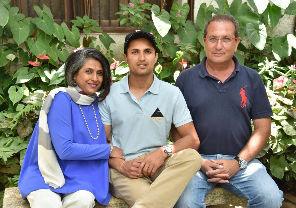Fouaad Mirza with his Parents