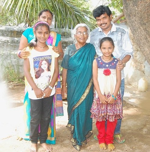 Sampoornesh Babu Family