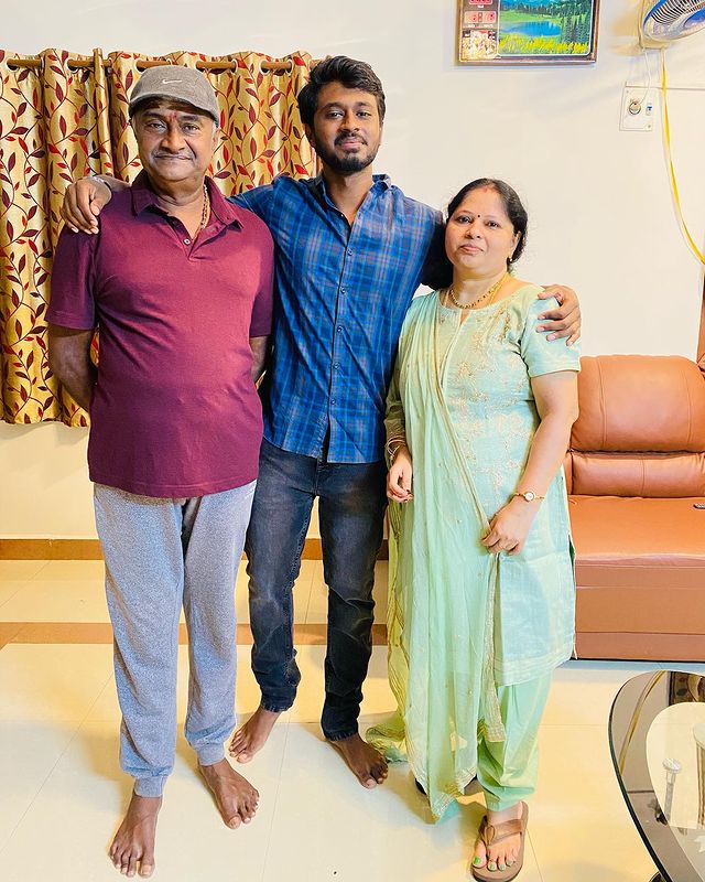 Adithya Bhaskar with his Father and Mother