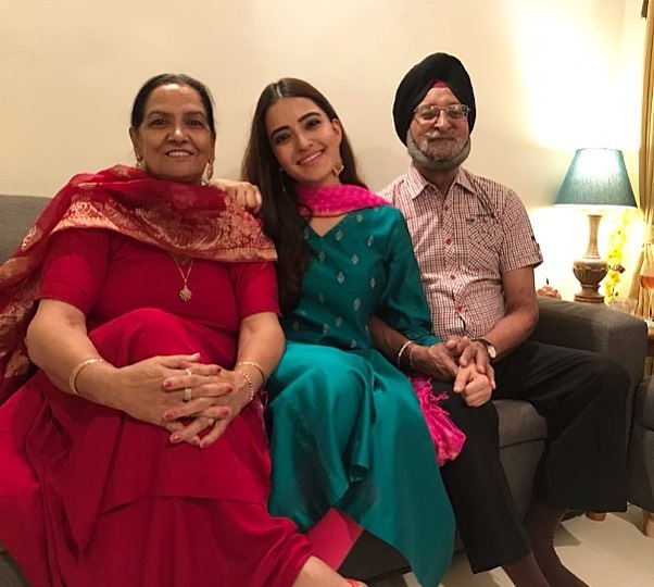 Rukshar Dhillon with her Father and Grand Mother