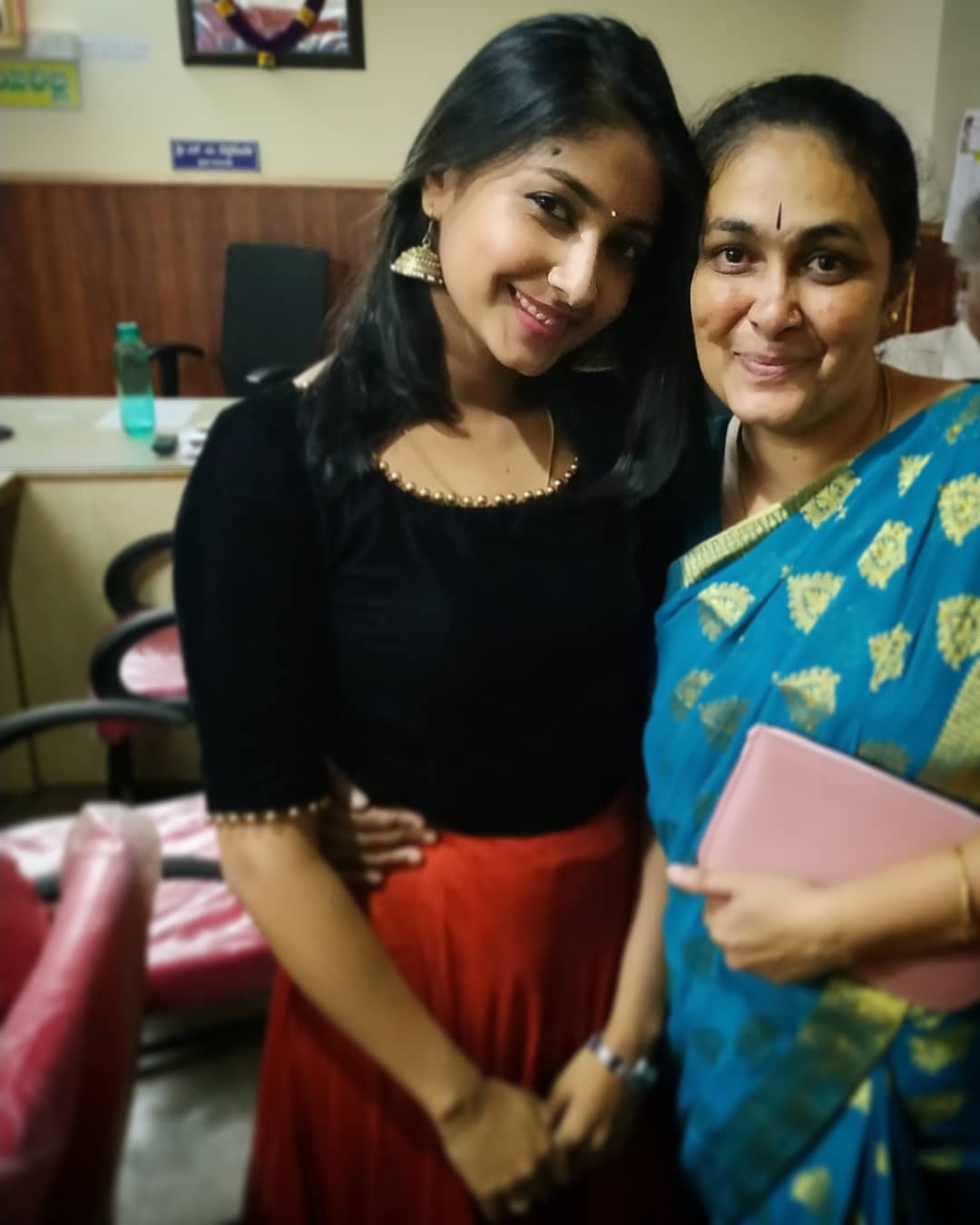 Archana Jois with her Mother