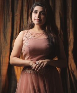 Manasa Radhakrishnan Age, Family, Images, Biography, Wiki & More