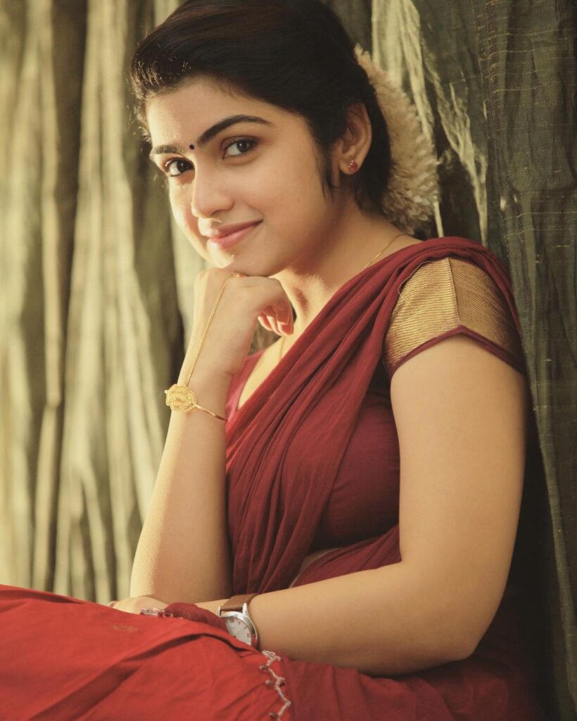 Manasa Radhakrishnan Age, Family, Images, Biography, Wiki & More
