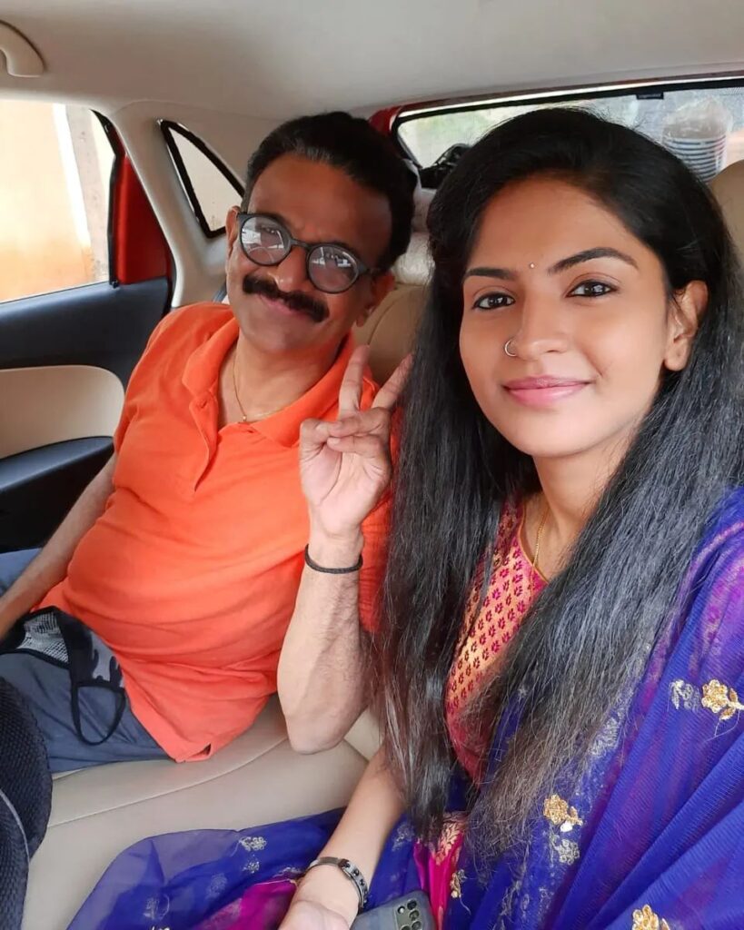 Alankritha Shah with her Father Vijay Shah