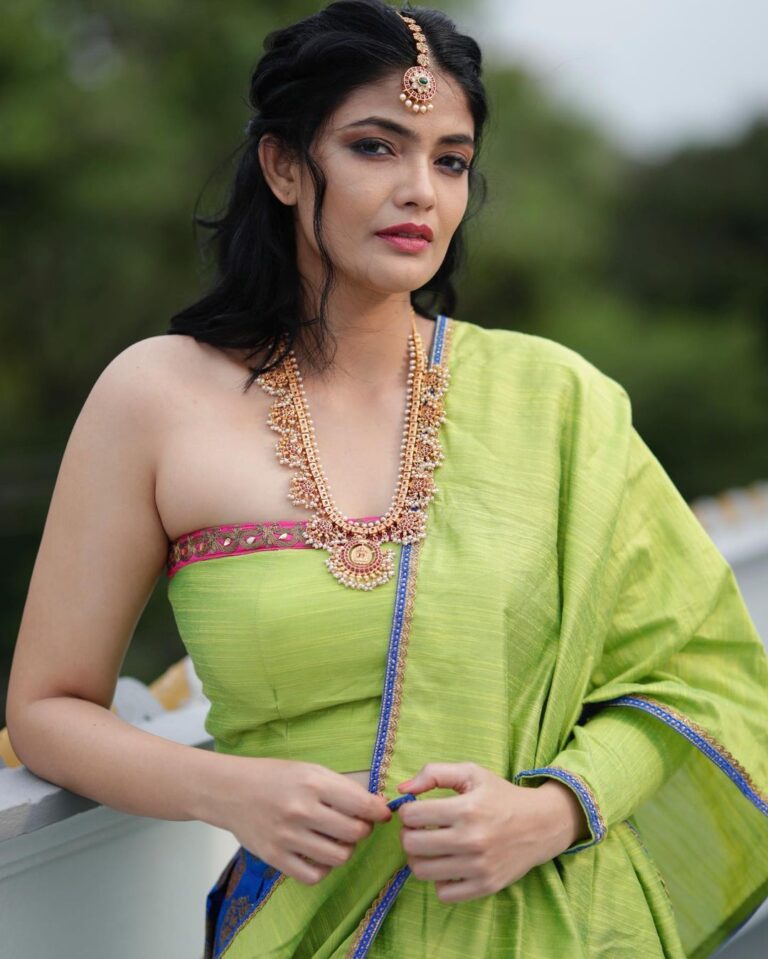 Kalpika Ganesh Age Husband Family Movies List Biography More kalpika-ganesh-age-husband-family-movies-list-biography-more