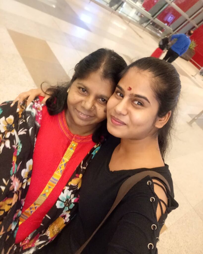 Madhumitha Illayaraja with her Mother