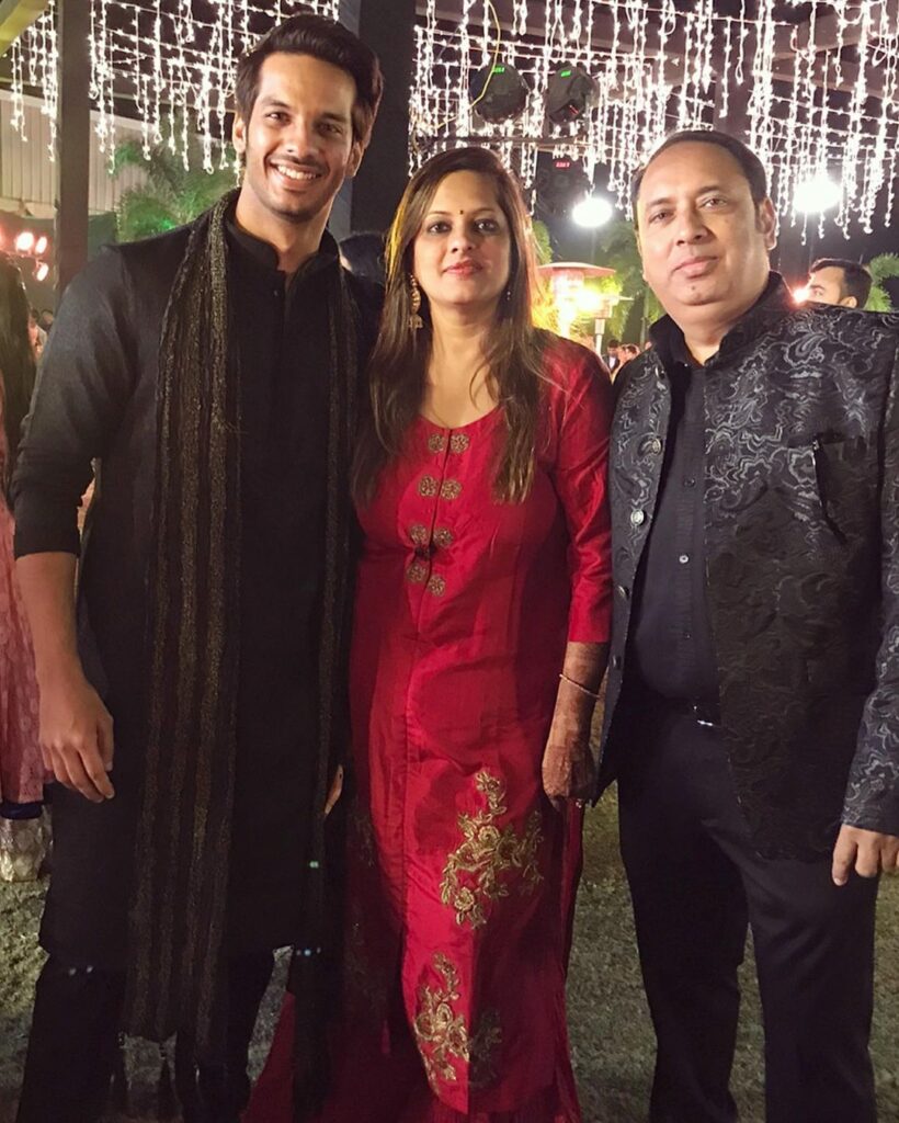 Shrey Mittal with his Parents
