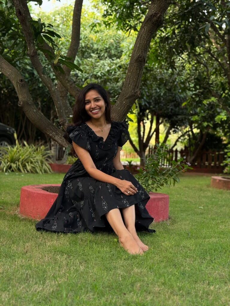 Anusha Ratnam Photos
