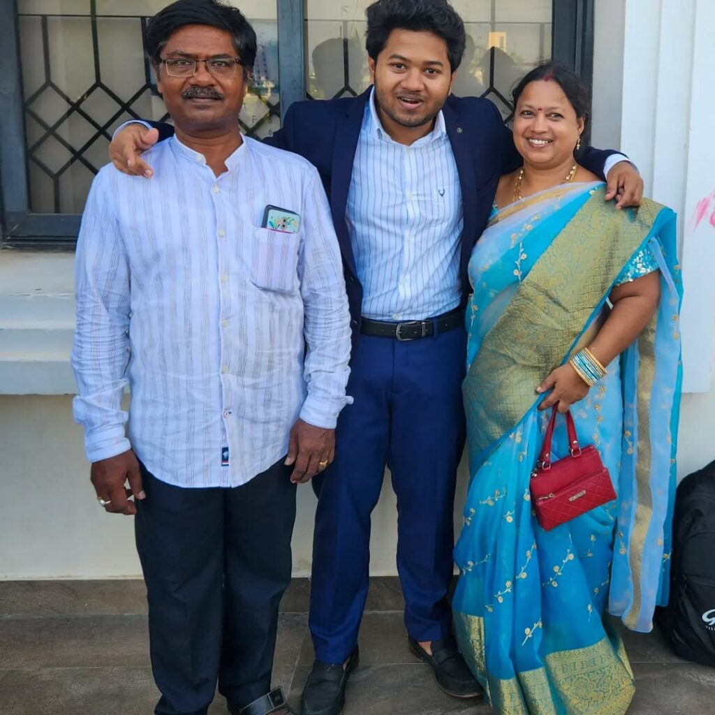 Mouli Tanuj Prasanth with his Parents
