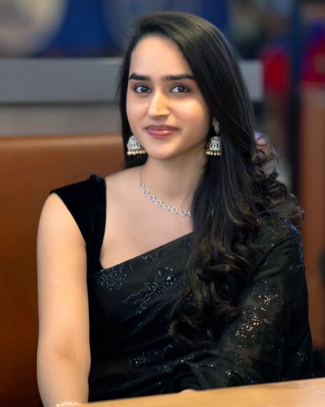 RJ Charmilla Nalluru
